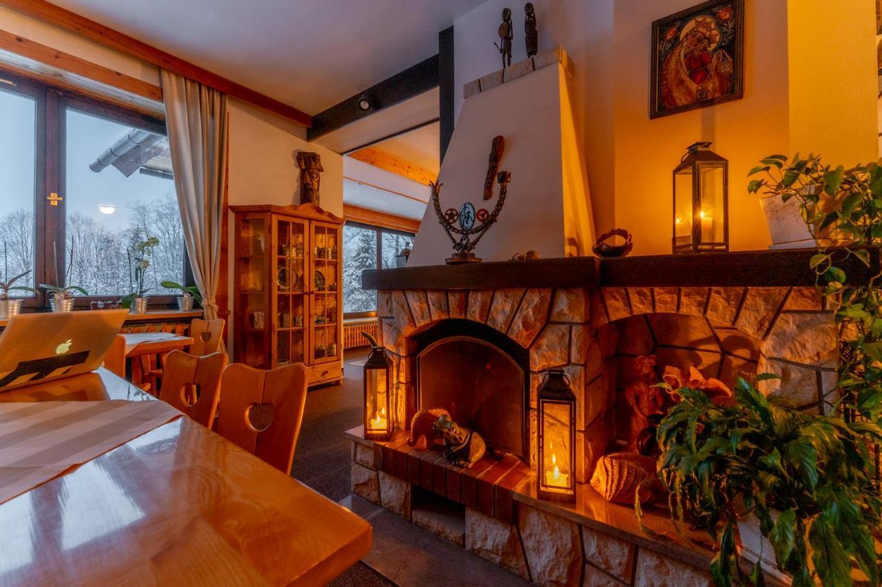 Art House Szymaszkowa 1 Bed & Breakfast