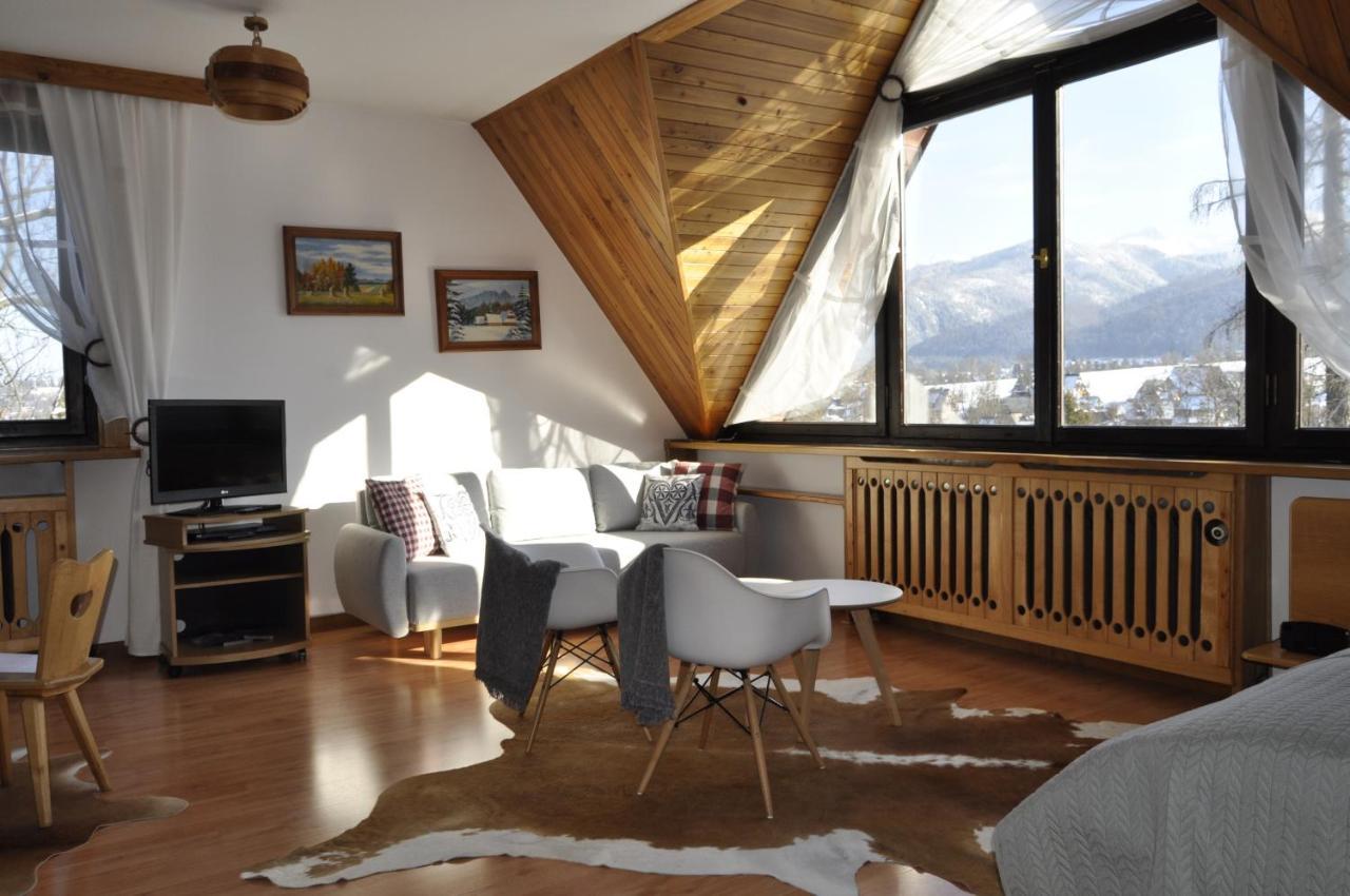 Bed & Breakfast Art House Szymaszkowa 1